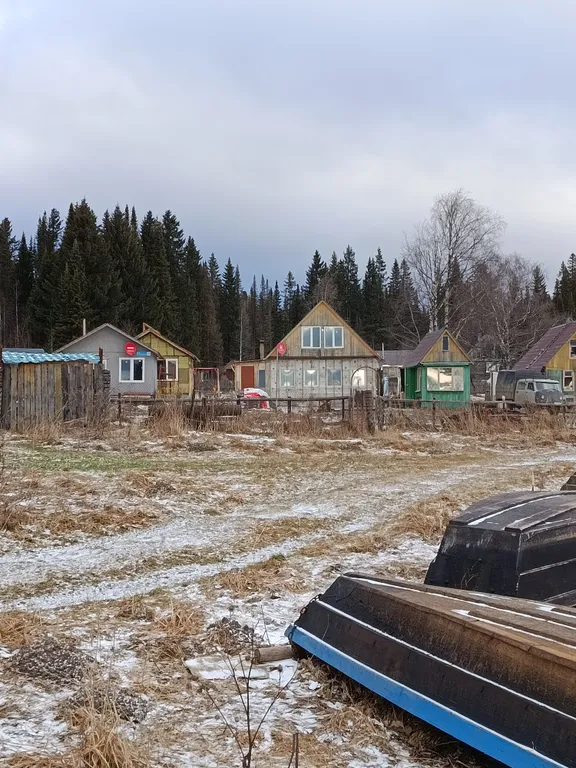 Домик с видом на озеро