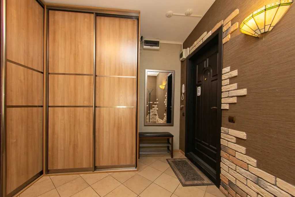 Good Night на Сибирской 56