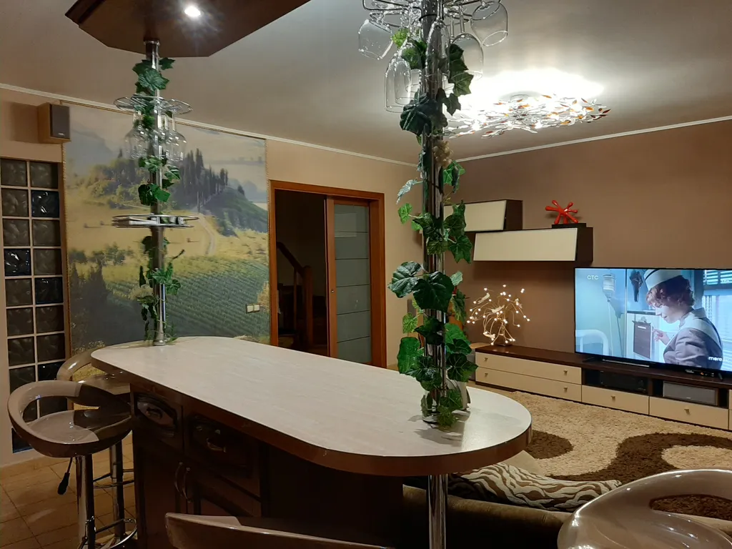 Таунхаус с сауной и бассейном недалеко от метро