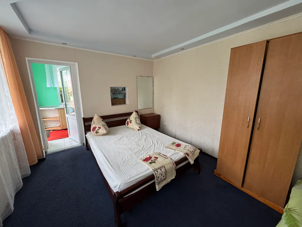 Первый этаж дома, до моря 10 минут по прямой