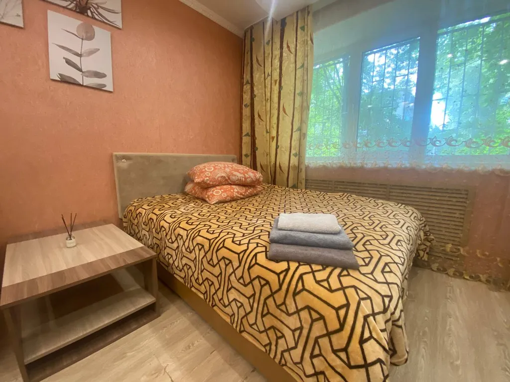 Уютная квартира около вокзала — аренда посуточно в Череповец