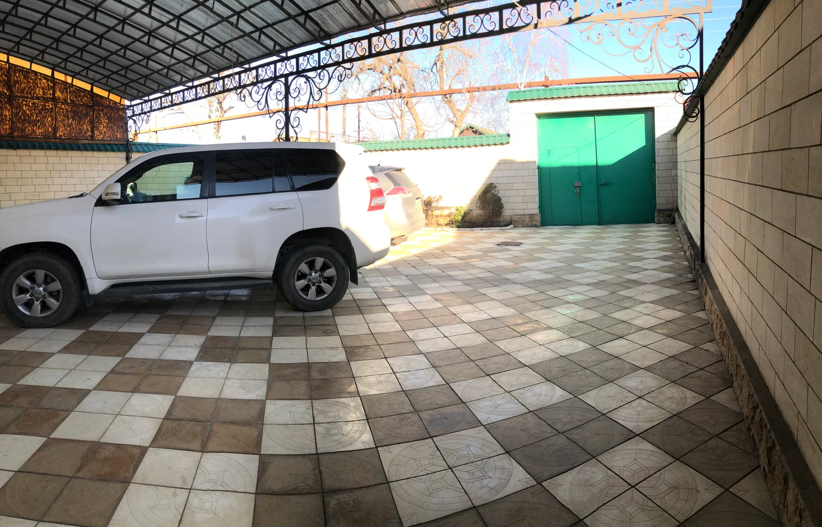 Фото