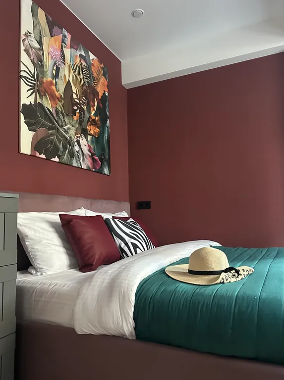 Яркая уютная просторная и позитивная квартира для запоминающего отдыха