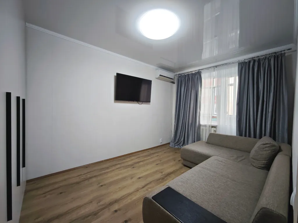 Квартира Апартаменты комфорт + — аренда посуточно в Тобольск