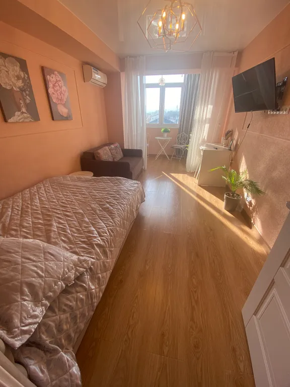 Элитная, новая однушка с авторским дизайном у песочного пляжа