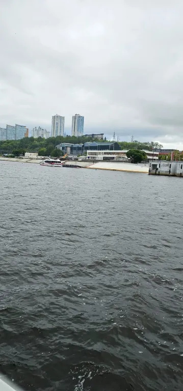 Уютная квартира на высоком этаже с прекрасным видом на реку Кама