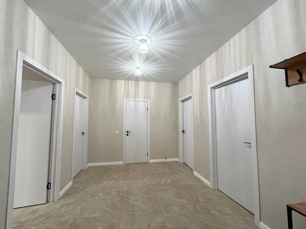 Видовая просторная квартира в новостройке в центре