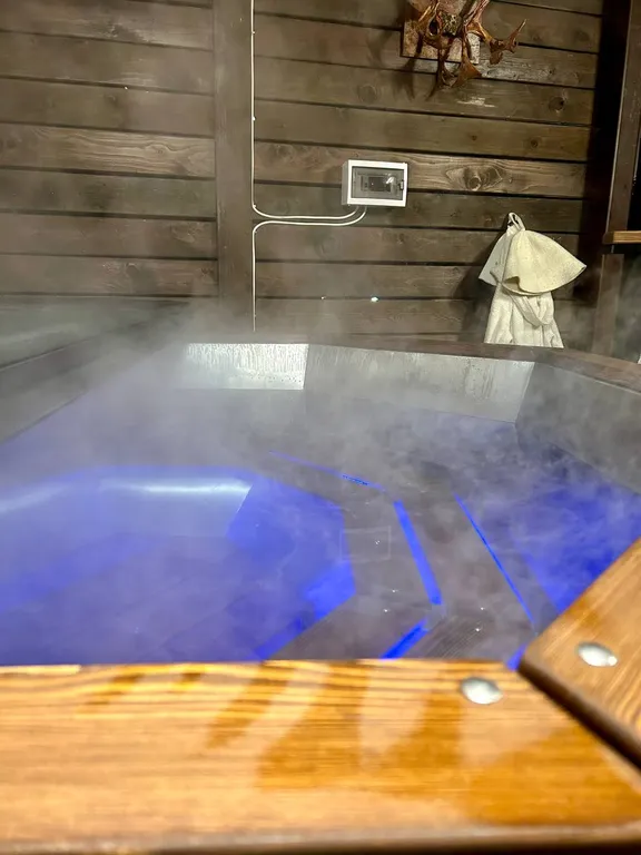 Коттедж рядом с Минском с финской сауной, купелью и банным чаном