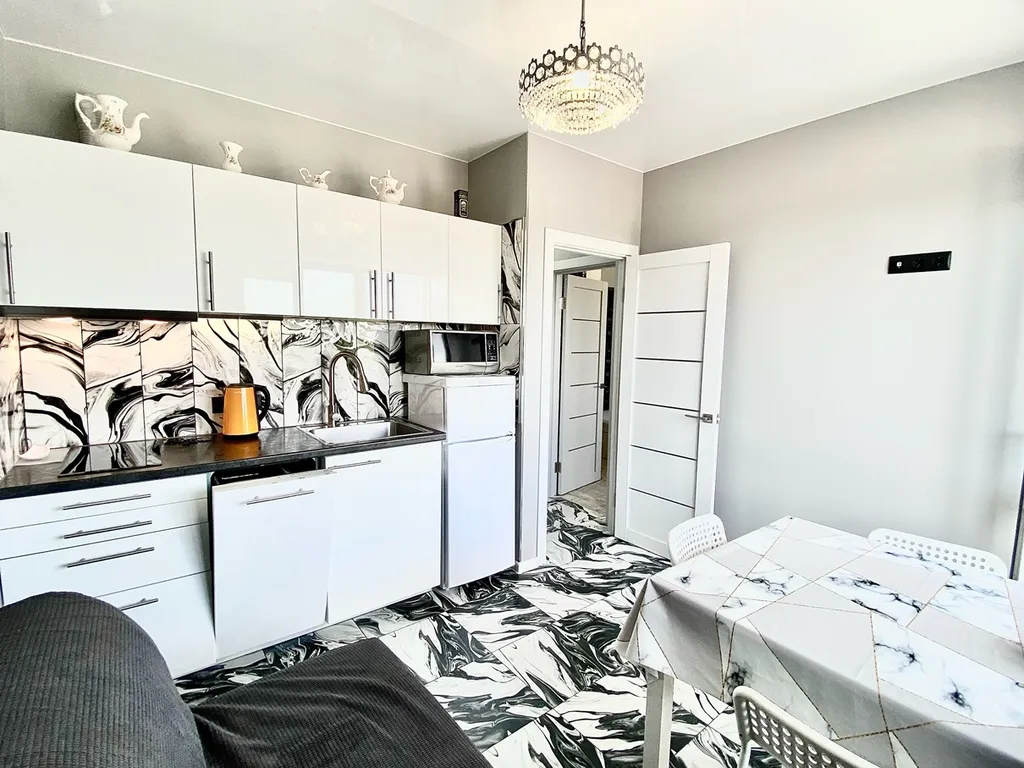 Квартира Апартамент 100м от набережной в новом доме — аренда посуточно в Евпатория