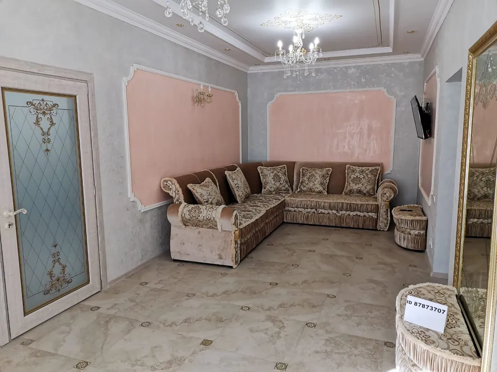 Дом с тёплым бассейном и баней в Новой Москве