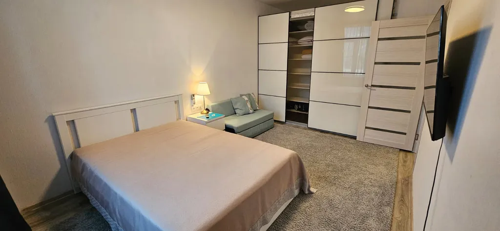 Уютная квартира в новом ЖК Холидей Хаус — аренда посуточно в Сукко