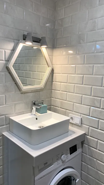 Апартаменты у озера и леса.