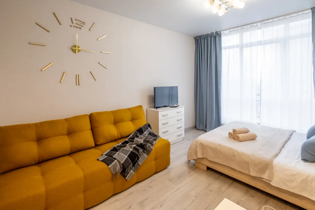 Студия около кадетского корпуса