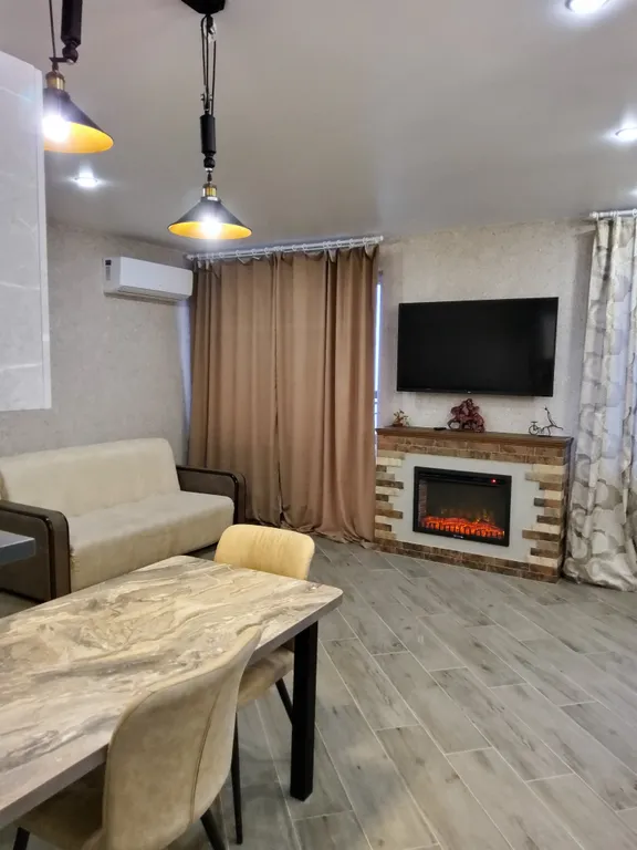 Квартира Шикарная студия в историческом центре города с потрясающим видом — аренда посуточно в Липецк