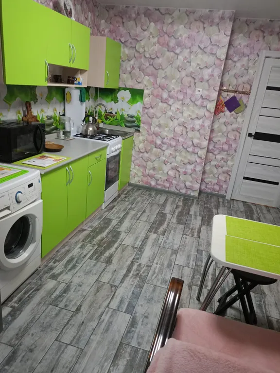 Уютная квартира с огромной кухней, городской пляж рядом