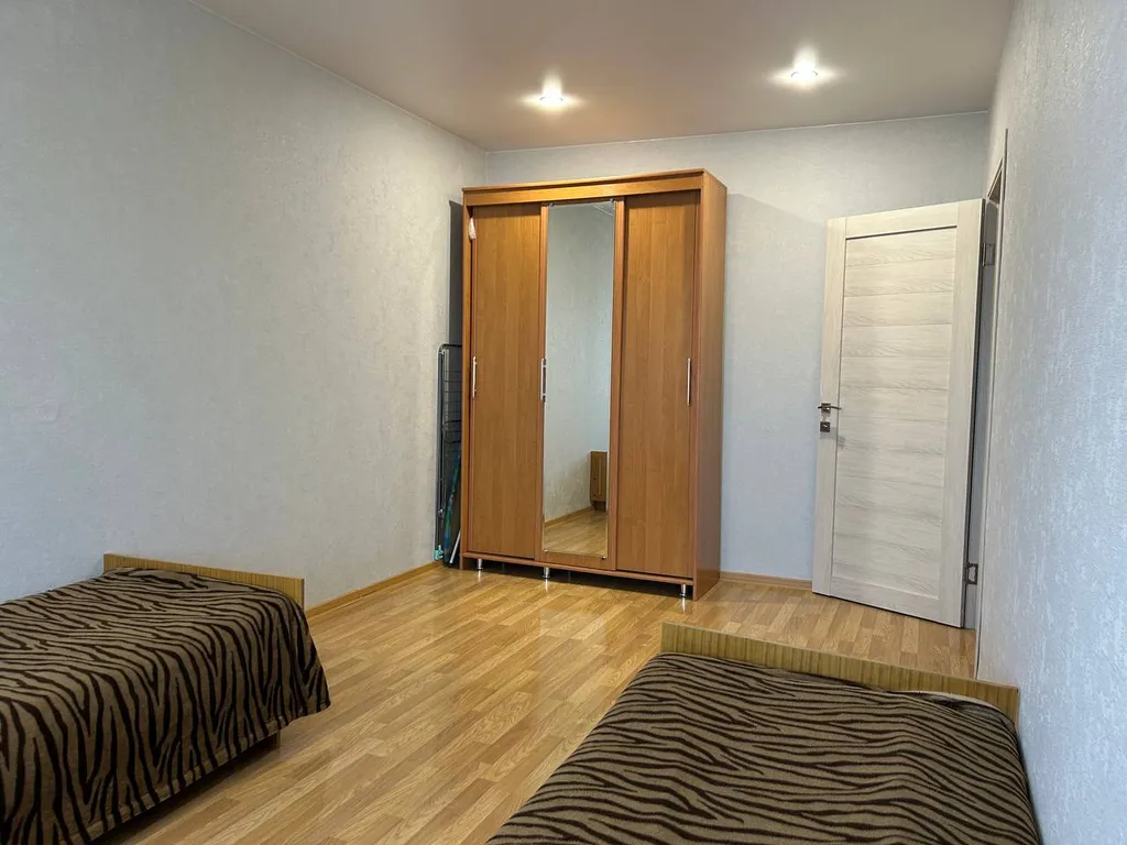 Двухкомнатная квартира в районе горбольницы