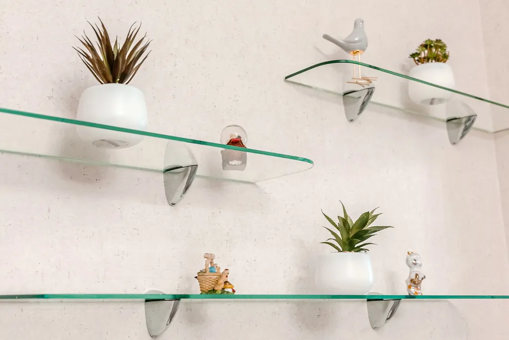 Трёхкомнатная квартира с евроремонтом в новом двухэтажном здании