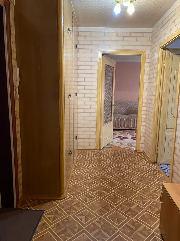 Двухкомнатная квартира с большой кухней