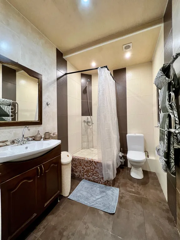 Уютная однушка в центре возле Бродвея