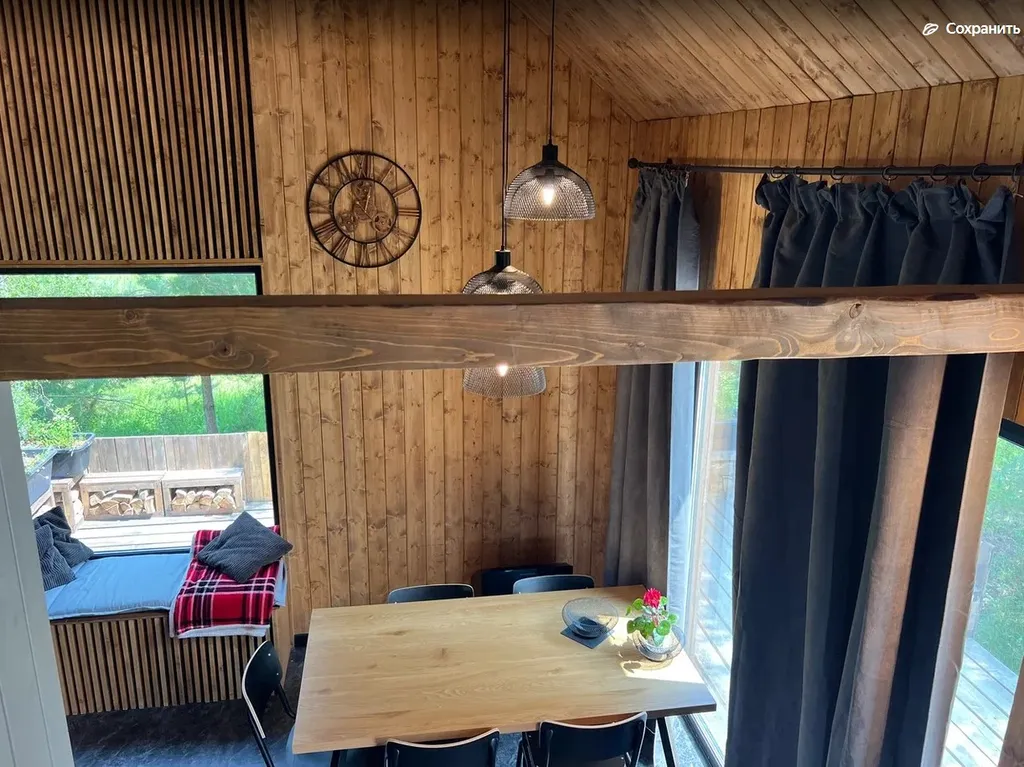 Домик в лесу с террасой и панорамными окнами для 2-4 гостей