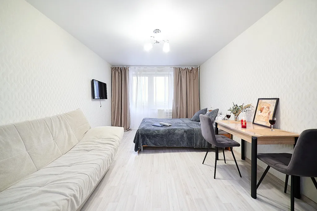 Квартира Уютная студия район GreenHouse — аренда посуточно в Киров