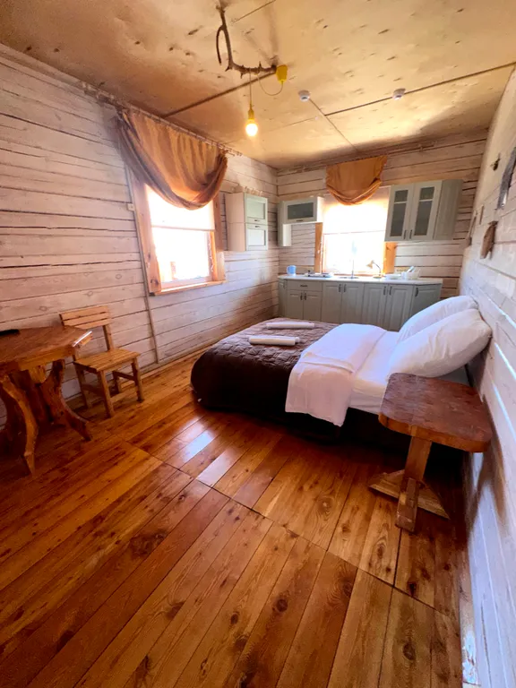 Студия с диваном