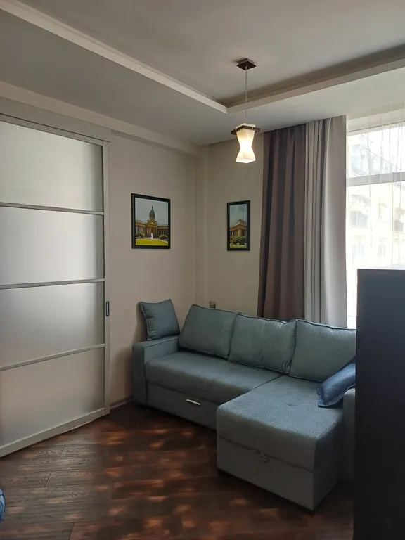 Апартаменты Петергоф со своей парковкой