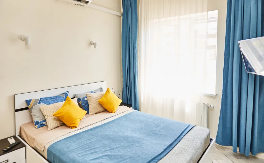 Уютная квартира-студия с потрясающим видом на море и город  в центре