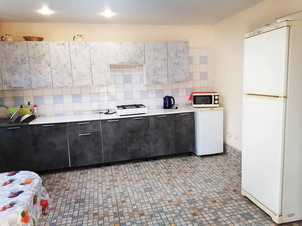 Квартира Уютная комната с удобствами на территории частного дома — Адлер