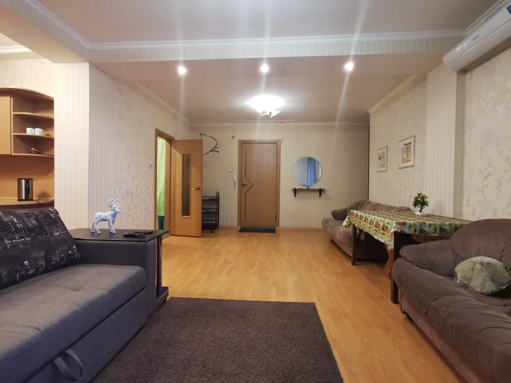 Большая квартира рядом с зоопарком и дельфинарием, метро Заельцовская