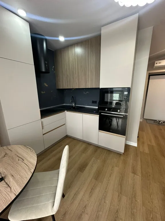 Квартира в новом ЖК, центр города