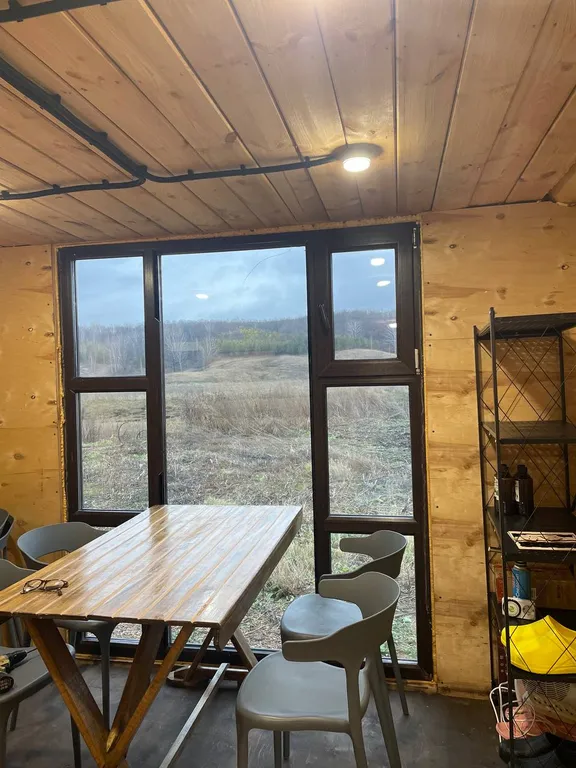 Дом у ручья