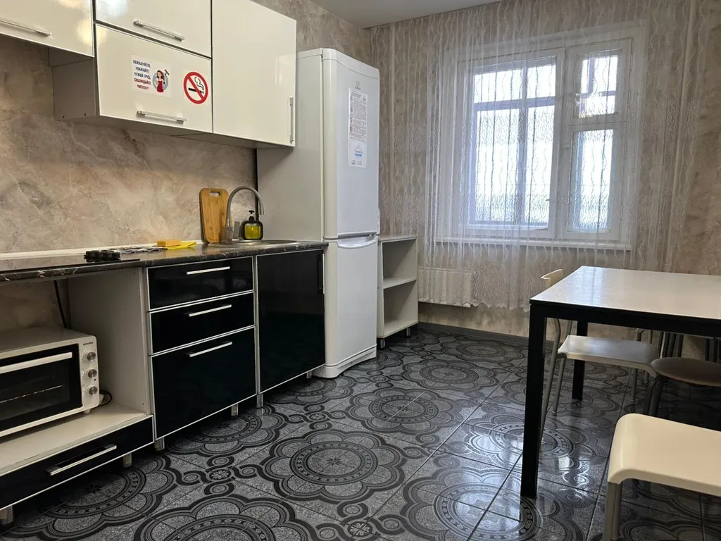 Трёхкомнатная квартира на ДОСААФе