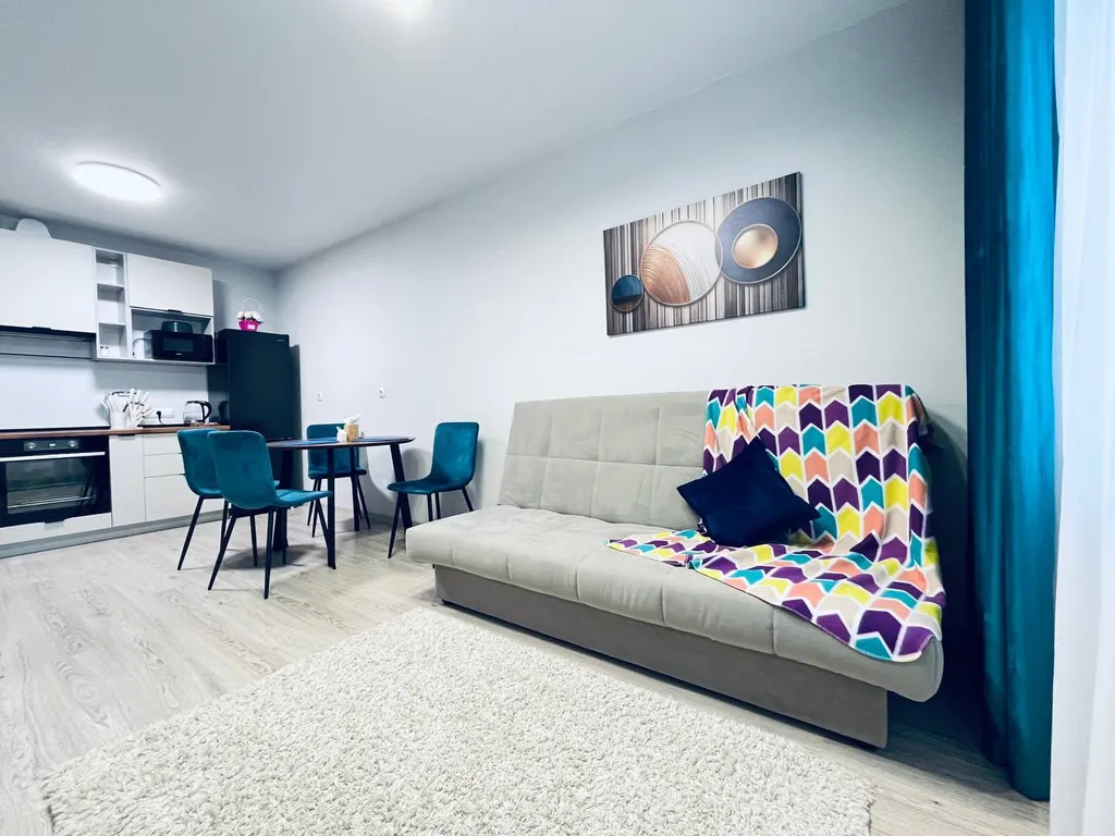 Евротрешка в 10 минутах от центра для проживания 2-6 человек