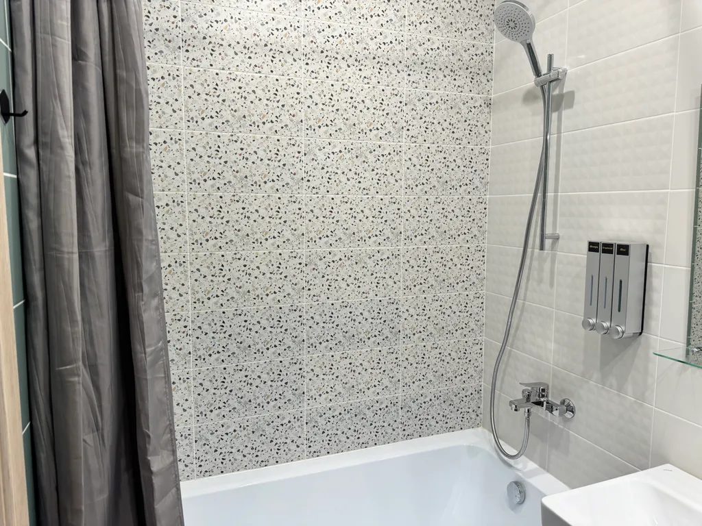 Яркая однокомнатная квартира с закрытой придомовой территорией