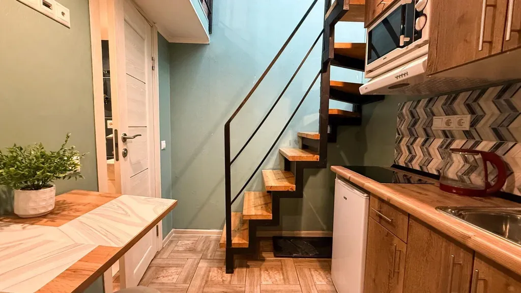 Квартира Квартира Двухуровневая студия у метро Автозаводская — Москва