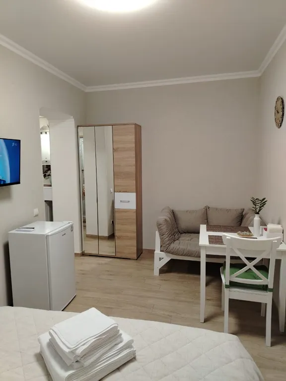 Новая студия у Колоннады