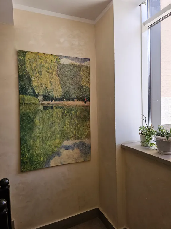 Уютная квартира в доме с картинной галереей