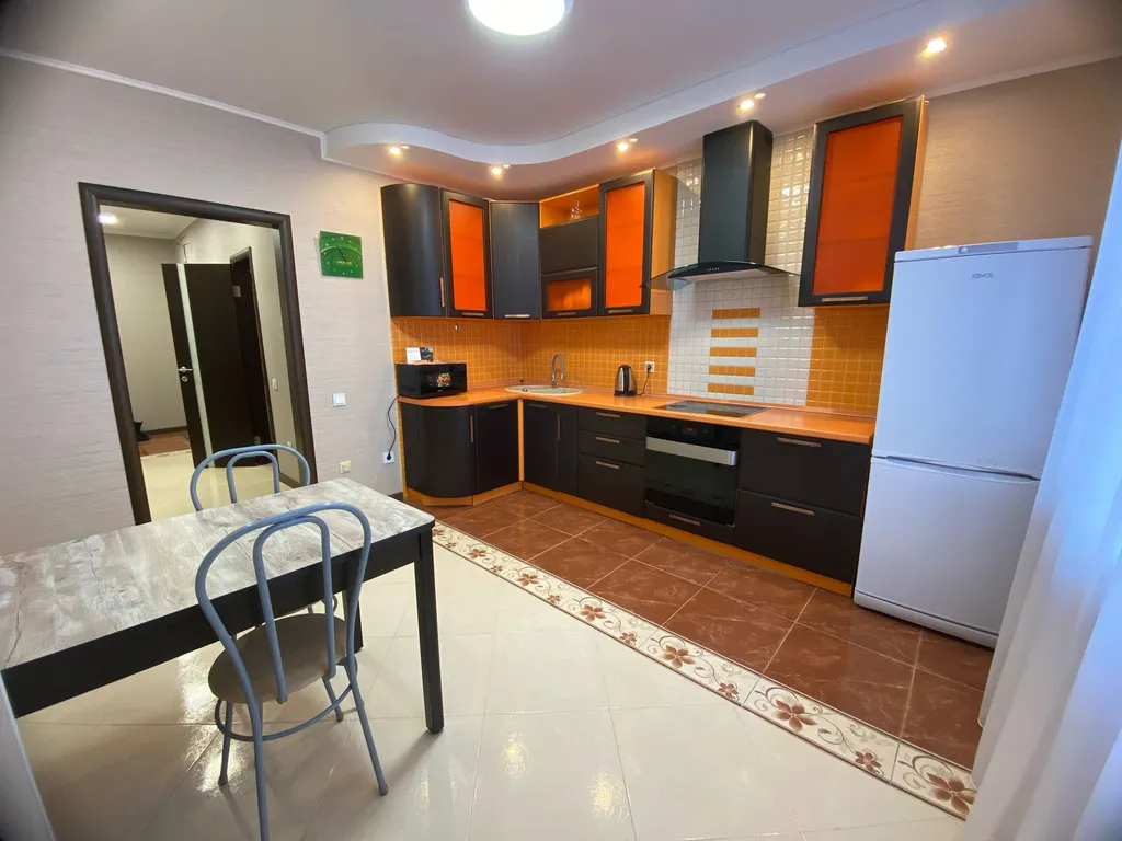 Уютная квартиpa в центрe города с прекрасным вечерним видом на город