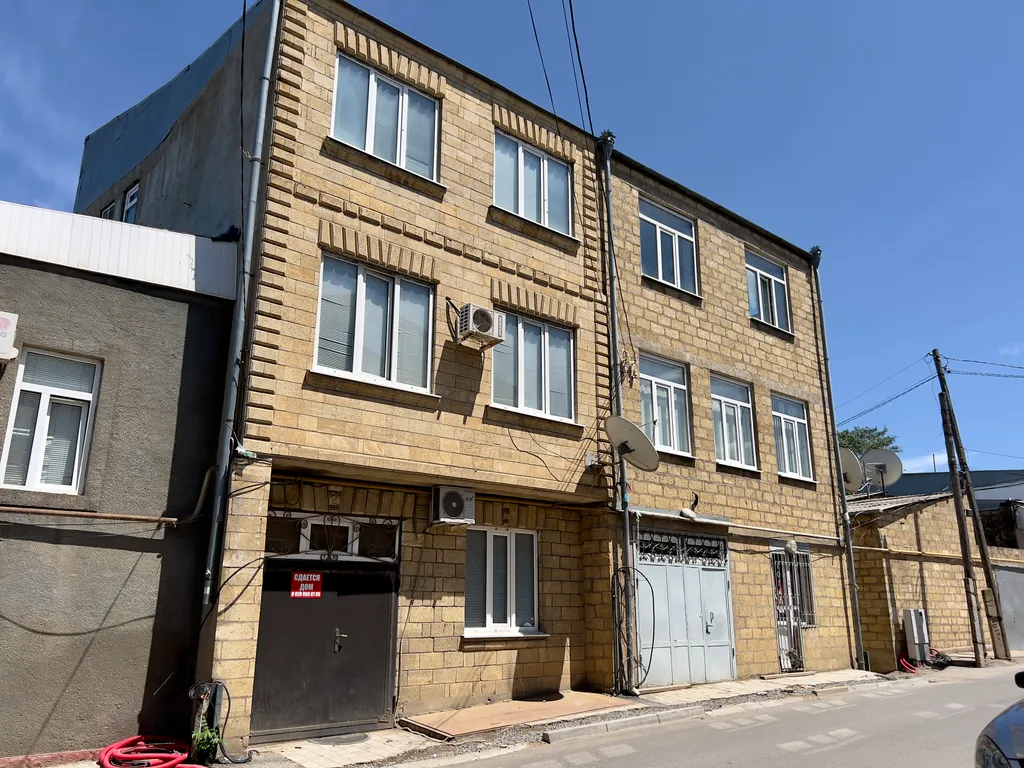 Коттедж 4-комнатный Дом — аренда посуточно в Дербент