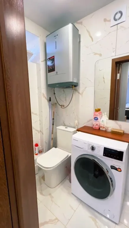 Часть дома с видом на горы