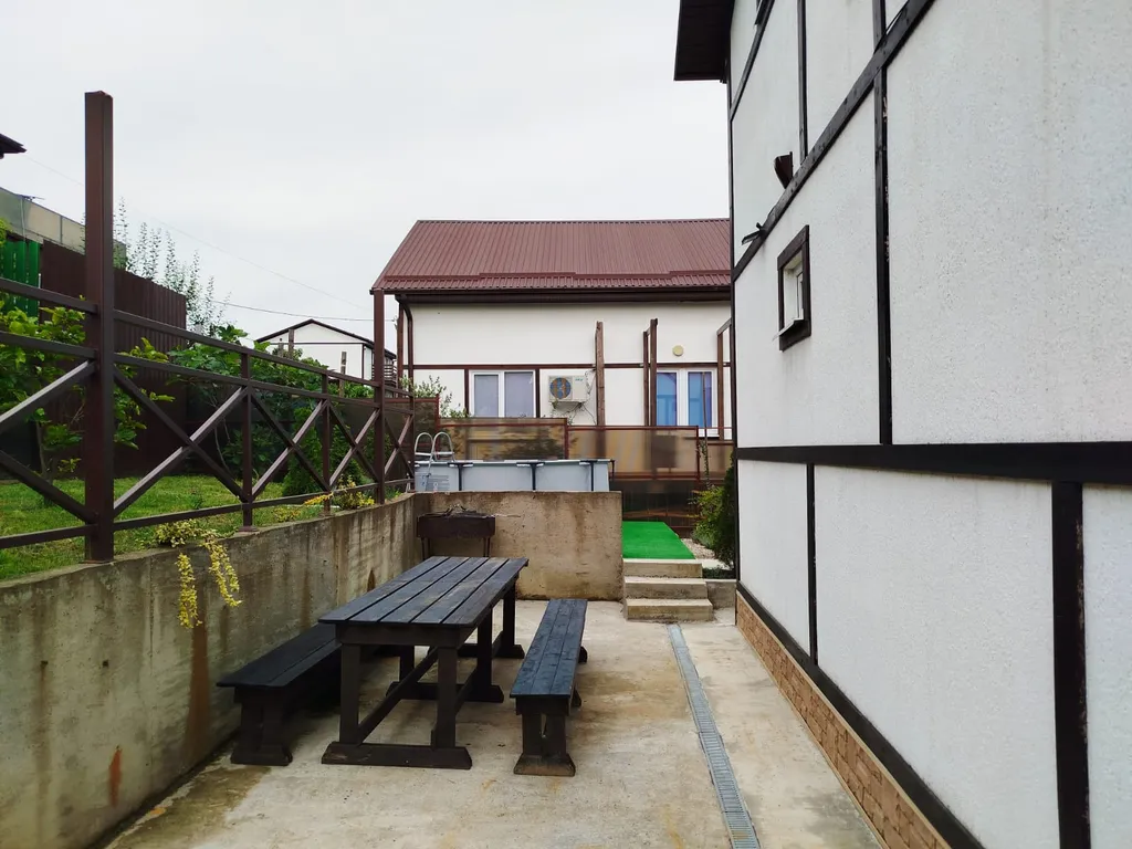 Дом в стиле шале с видом на море в 20 минутах от Сириуса