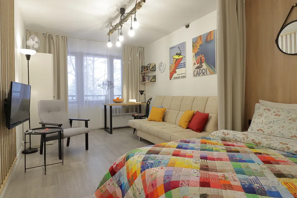 Центр Юго-Запада у Площади Конева