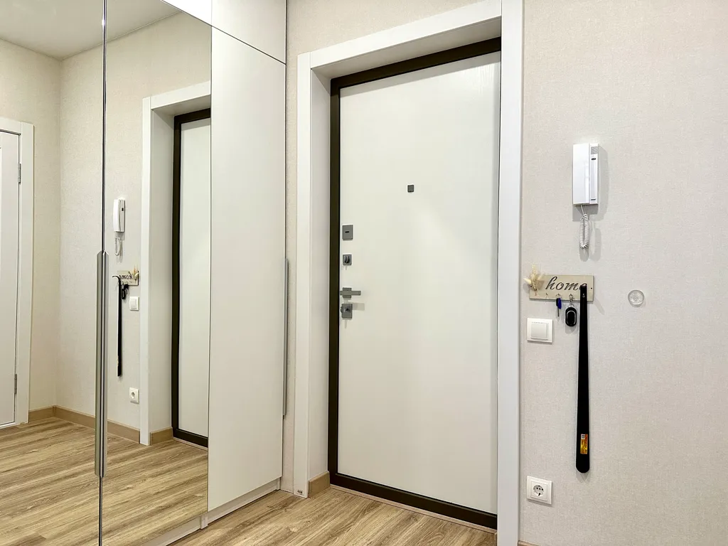 Уютная 1-комнатная квартира с видом на набережную и реку Свияга