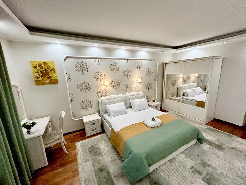 4-комнатная Квартира