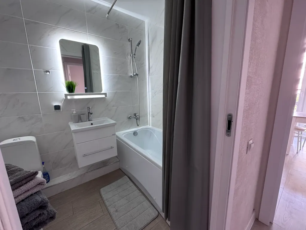 Однокомнатная с видом на горы