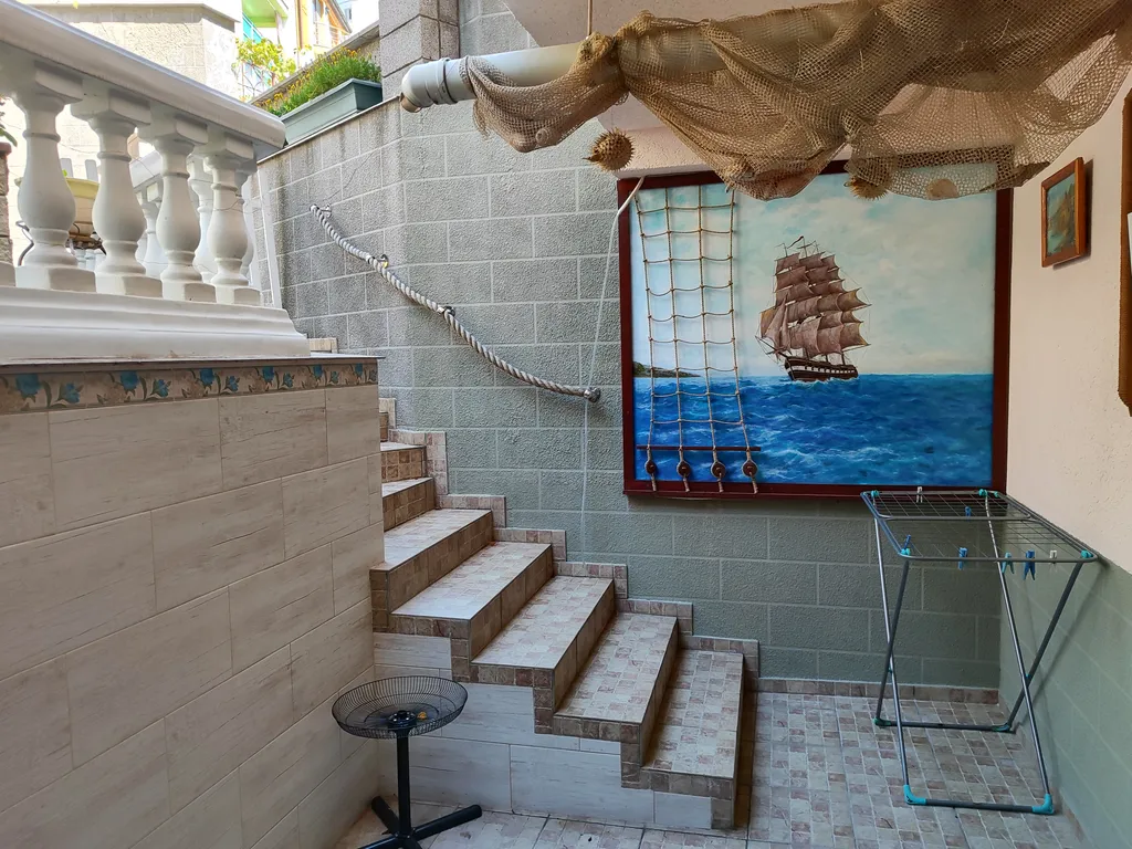 Квартира - студия с двориком в Мисхоре, в частном доме