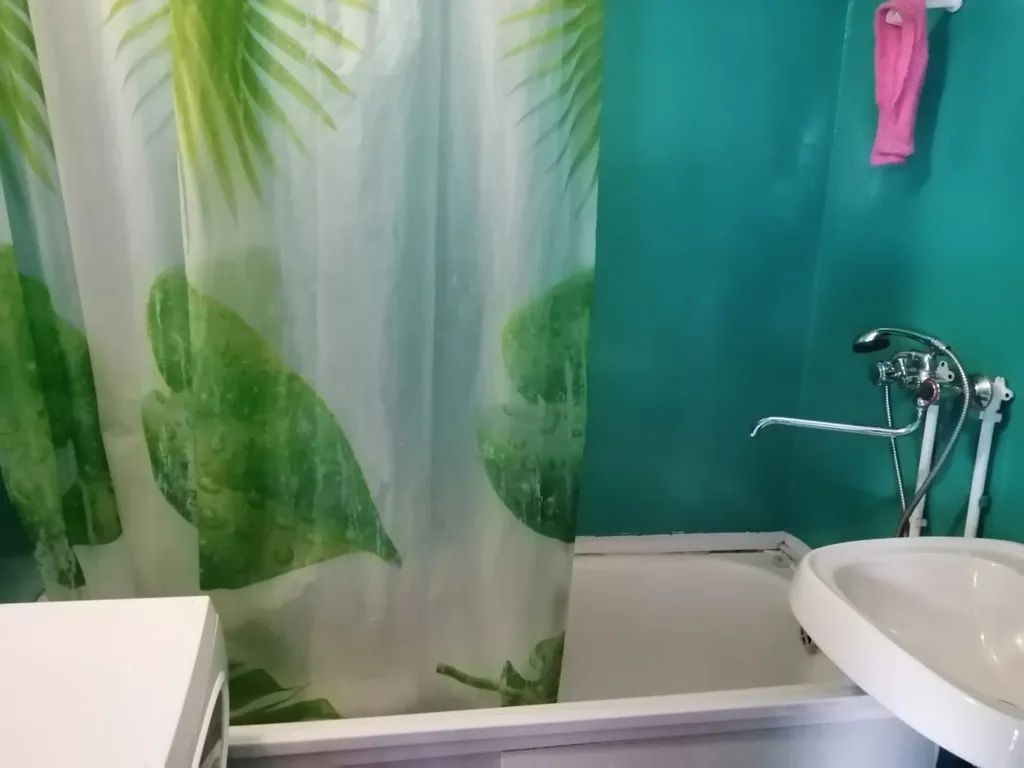 Просторная кв-ра в центральном районе со своей закрытой территорией