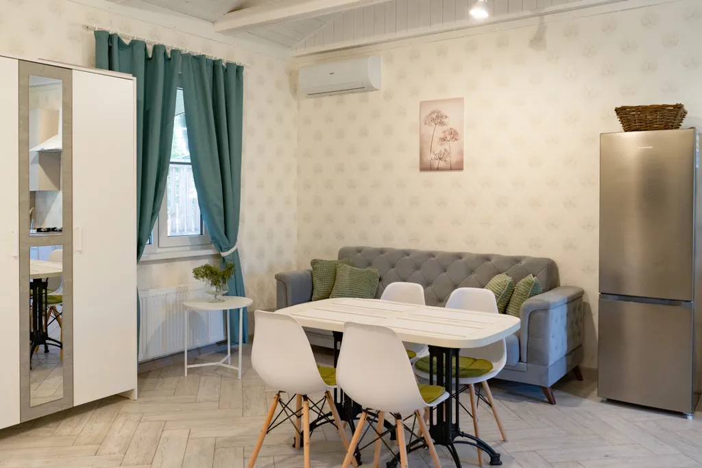 Гостевой комплекс у озера Бекан