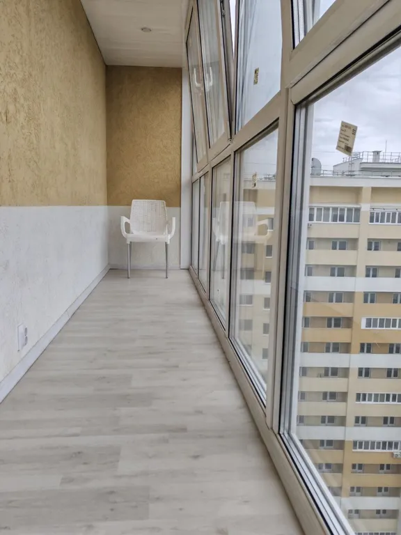 Видовая 1-комнатная квартира с дизайнерским ремонтом